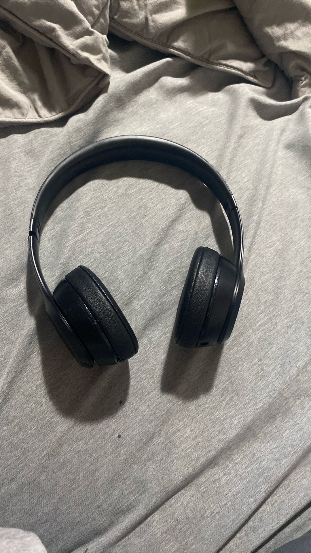 beats solo threes 📲📲