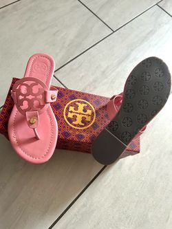 NEW! Pink Tory Burch Sandals Size 8
