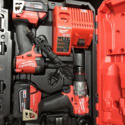 1003 Milwaukee 20v Brushless Impact & Combo With 2 Batteries And Charger 012881