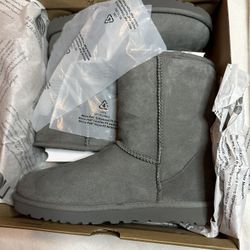 UGG Grey Size 8