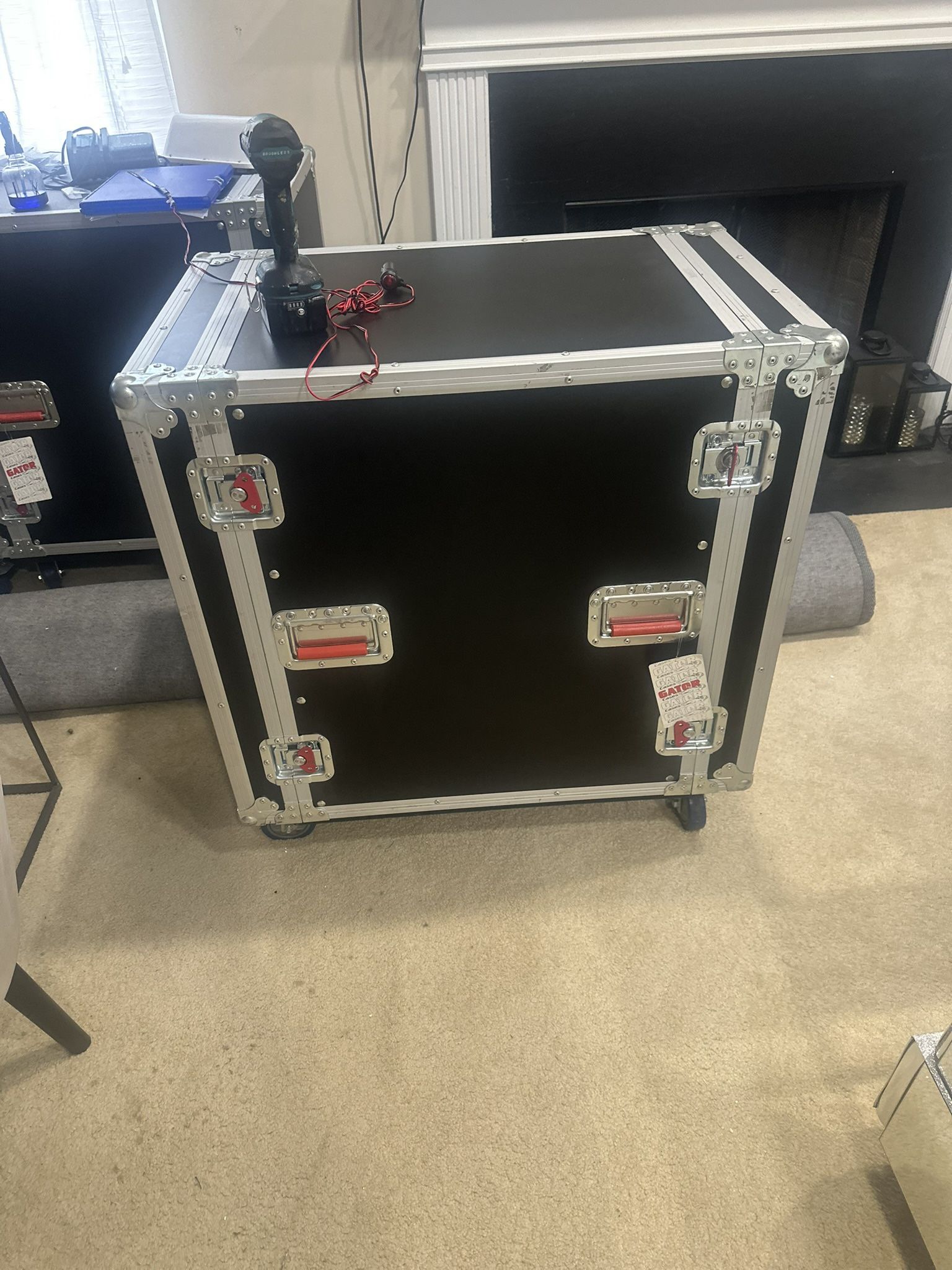 GATOR RACK 16 Unit 24 DEEP
