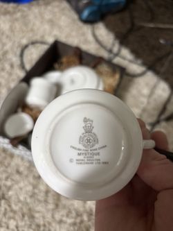 Mystique English Fine Bone China 12 Piece Set