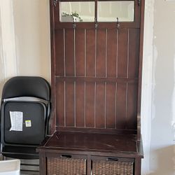Cute Hanger Area Cabinet With Drawers