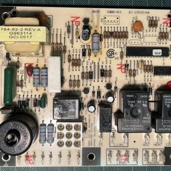 HVAC Circuit Board Used. Carrier HSCI 1068-83-310B