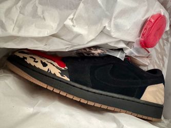 AIR JORDAN 1 RETRO LOW OG SP  size 11