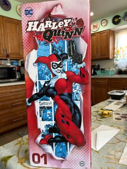 Harley Quinn 18” action figure,see description for details