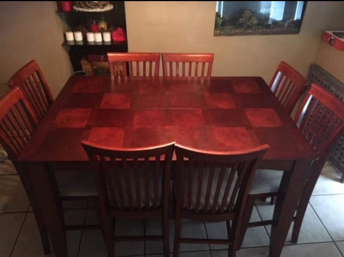 Dinning Room Table