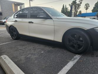 BMW 328i runs excellent low mileage low price