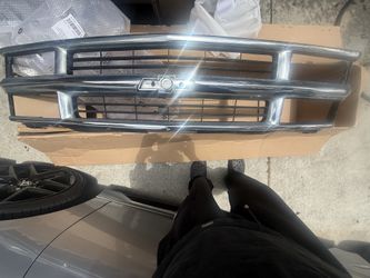 Chevrolet C1500 grill
