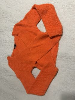 Fashion Nova Sweater Top 