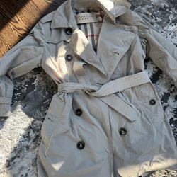 BURBERRY Spring  Trench  Size L