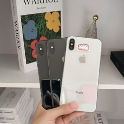 iPhone X Unlocked With  Warranty 