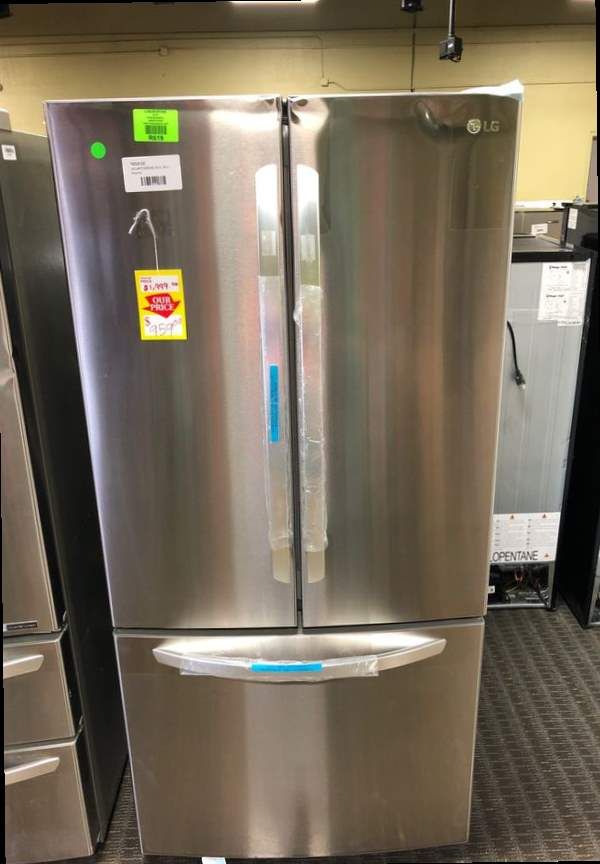 Brand New LG 33 in. W 25 cu. ft. French Door Refrigerator with Filtered Ice in PrintProof Stainless Steel P6