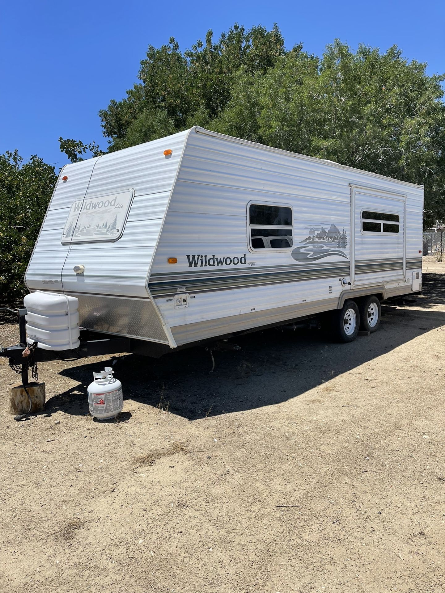 2004 Wildwood Travel Trailer for Sale in Juniper Hills, CA - OfferUp