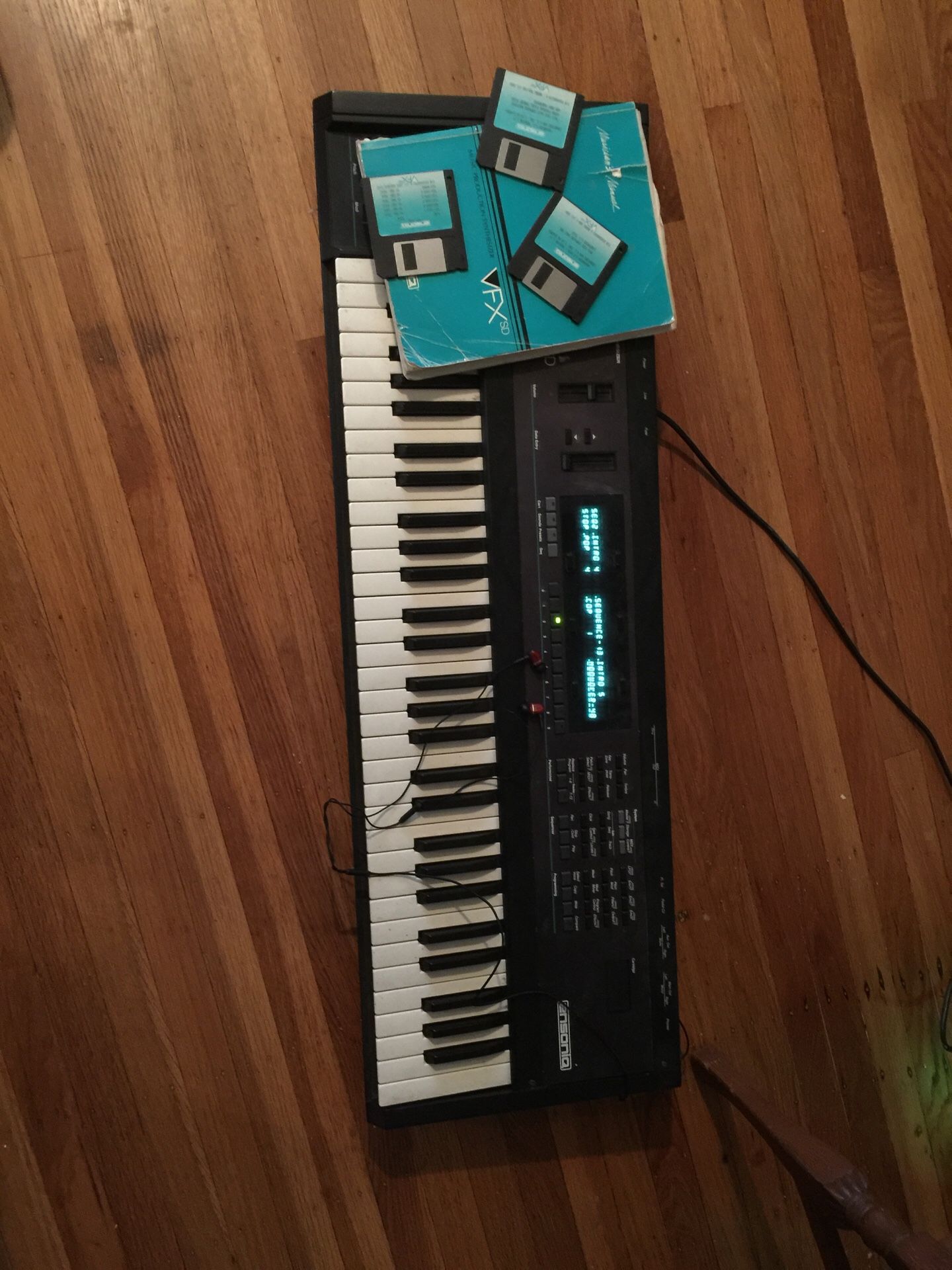 Ensoniq VFX-SD music production synthesizer