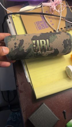 JBL Portable Bluetooth Speaker Camo