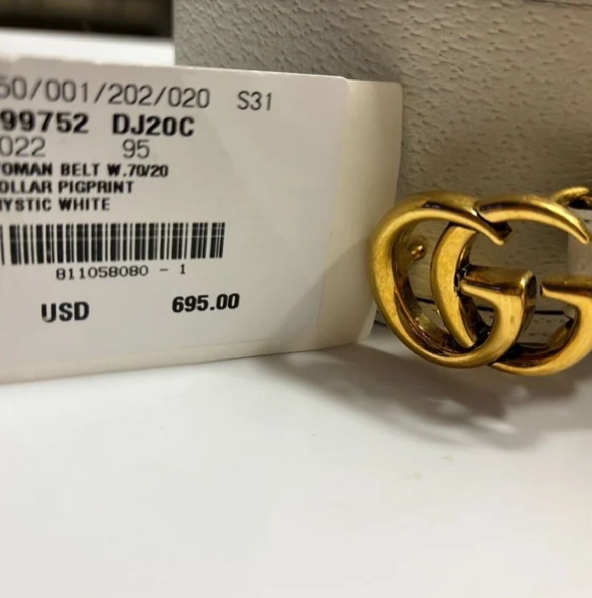 Authentic Gucci Belt (brand New) Size medium