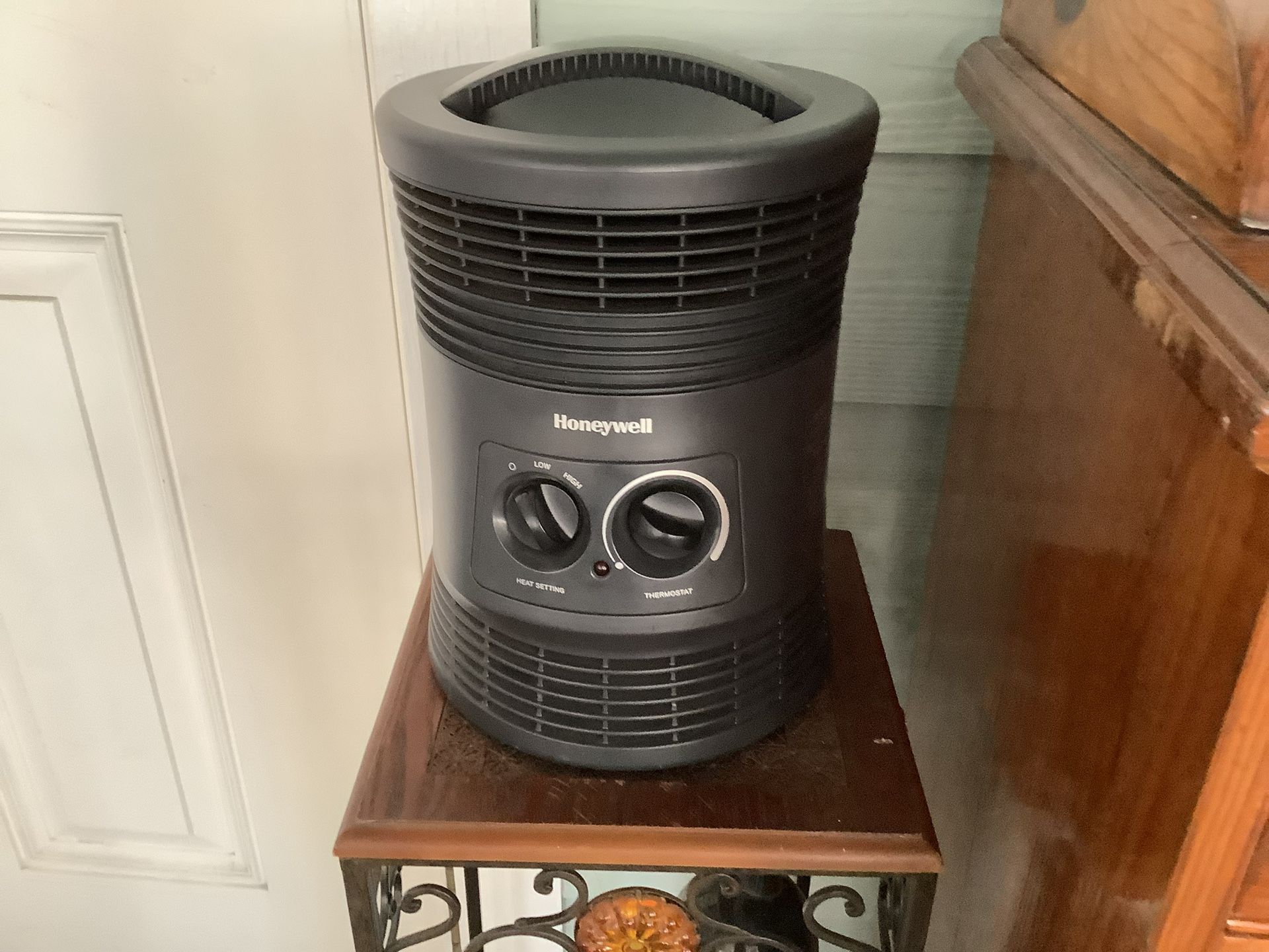 Honeywell 360 Surround Fan Forced Heater.