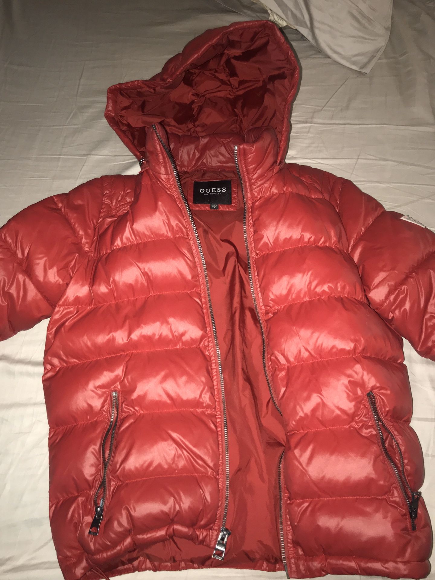 Red Guess Puffer jacket Size M