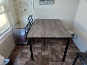 🪑🪑Dining table and chairs