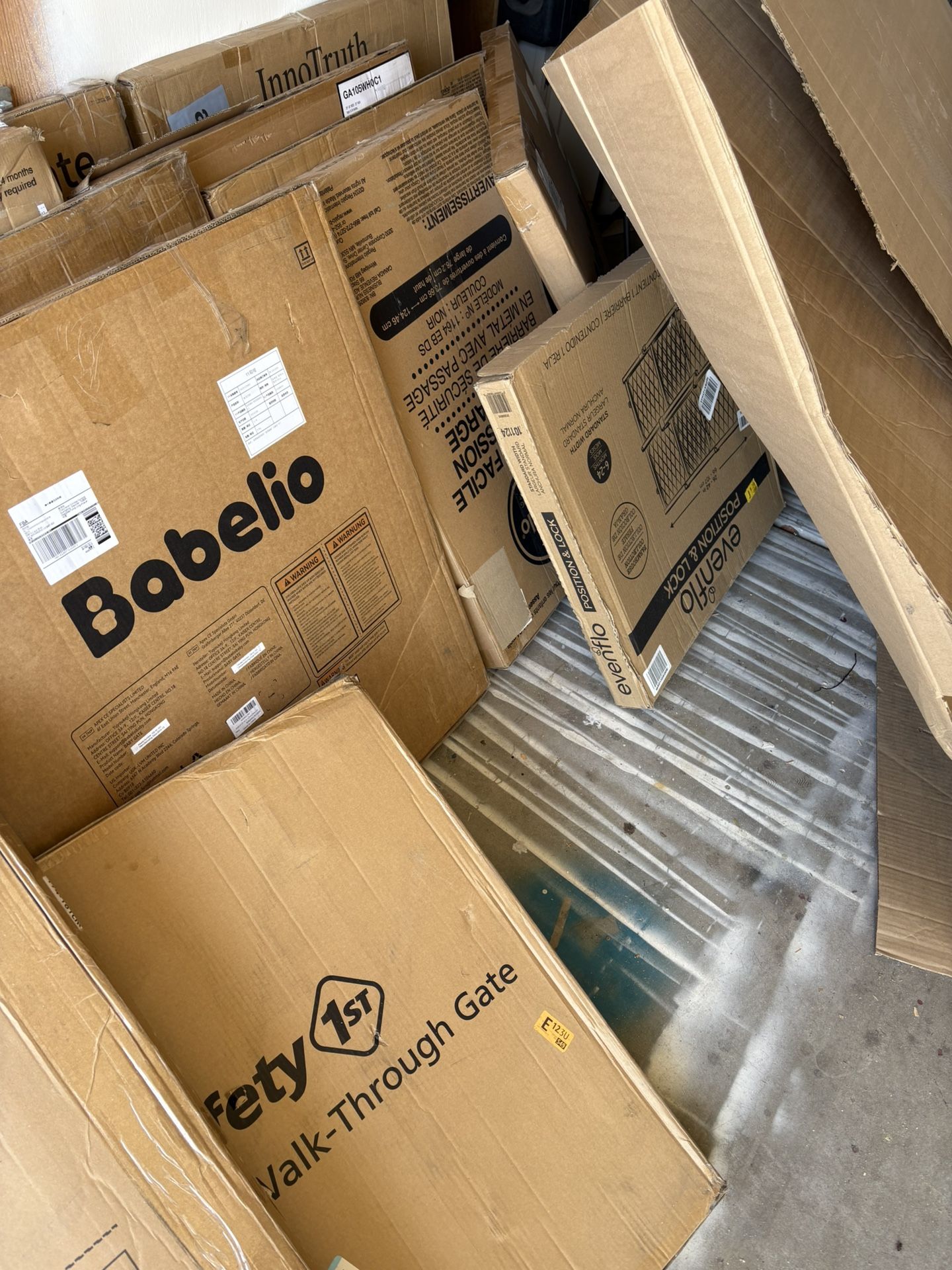 Baby dog cat gate brand new calm choose which one you like