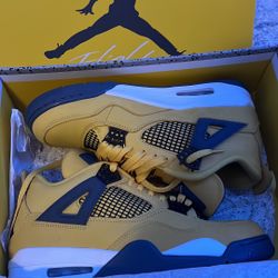 Jordan 4 Retro Lightning