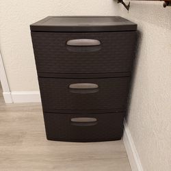 Plastic 3 Drawer Storage Bin