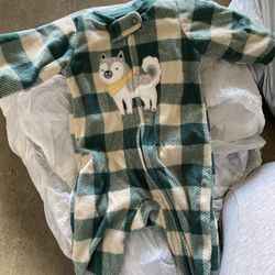 Newborn Clothes! (new ) 