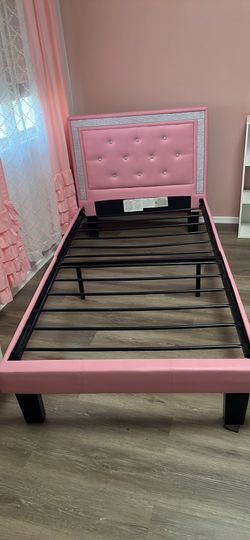 Twin bed