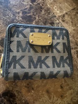 Vintage “ Michael Kors “ Wallet