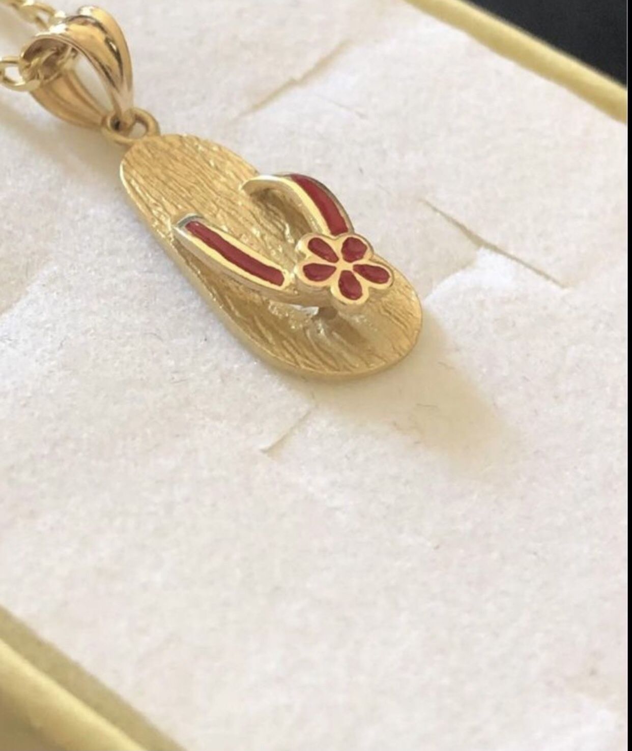 14kt Dije De Oro Solido