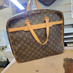 Louis Vuitton Briefcase 