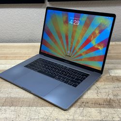 2017 15" MacBook Pro - 2.9 GHz i7 - 16GB - 500GB - 4GB GPU - 100% Battery