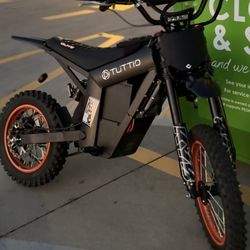 Tuttio (TRADES ONLY)