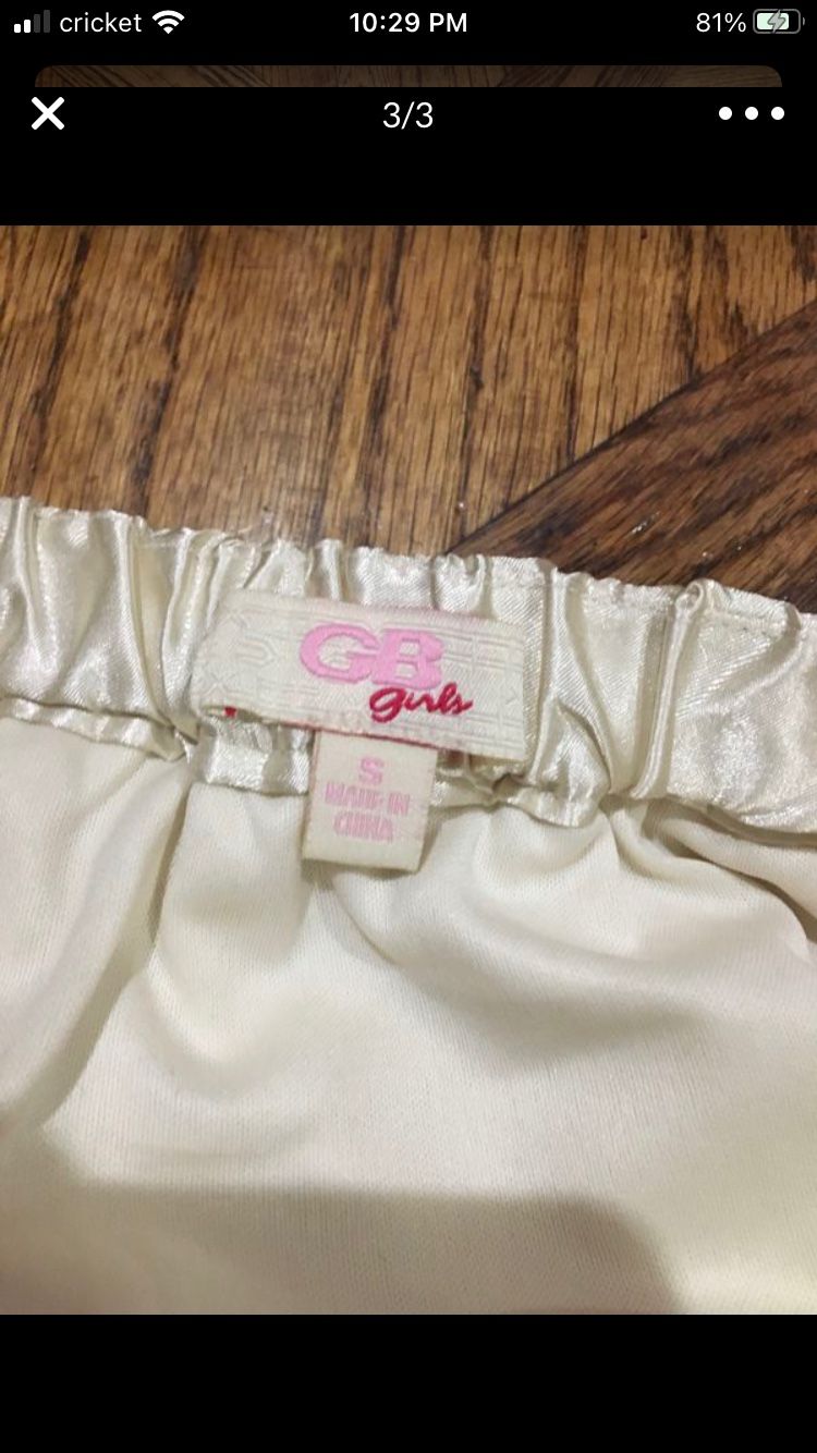 GB girls SKIRT FOR GIRL SIZE SMALL or 5/6 very good condition $5