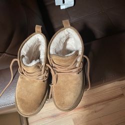 UGG Women boot 🥾 