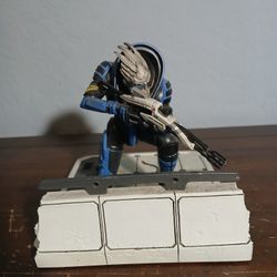 Limited Edition Garrus Vakarian Statue