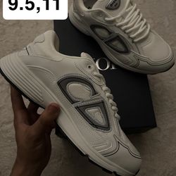 Dior B30’s