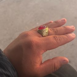 Beautiful Gold Ring, But I Don’t Know If It’s Gold