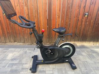 Echelon Connect EX-4S+ Exercise Bike w/ Touchscreen – Priced to Sell!