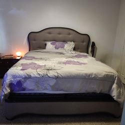 King Size Bed With Mattress