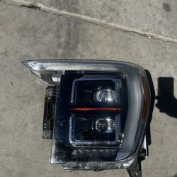 LEFT ONLY Ford platinum Headlight
