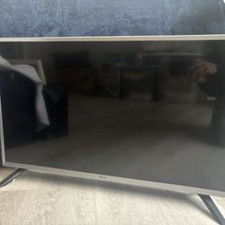 LG Smart TV 32 inch