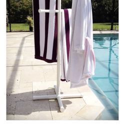 Pool Towel Tree Rack Holder with 6 Arms