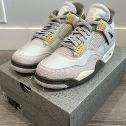 Air Jordan 4 Retro SE Photon Dust 9.5