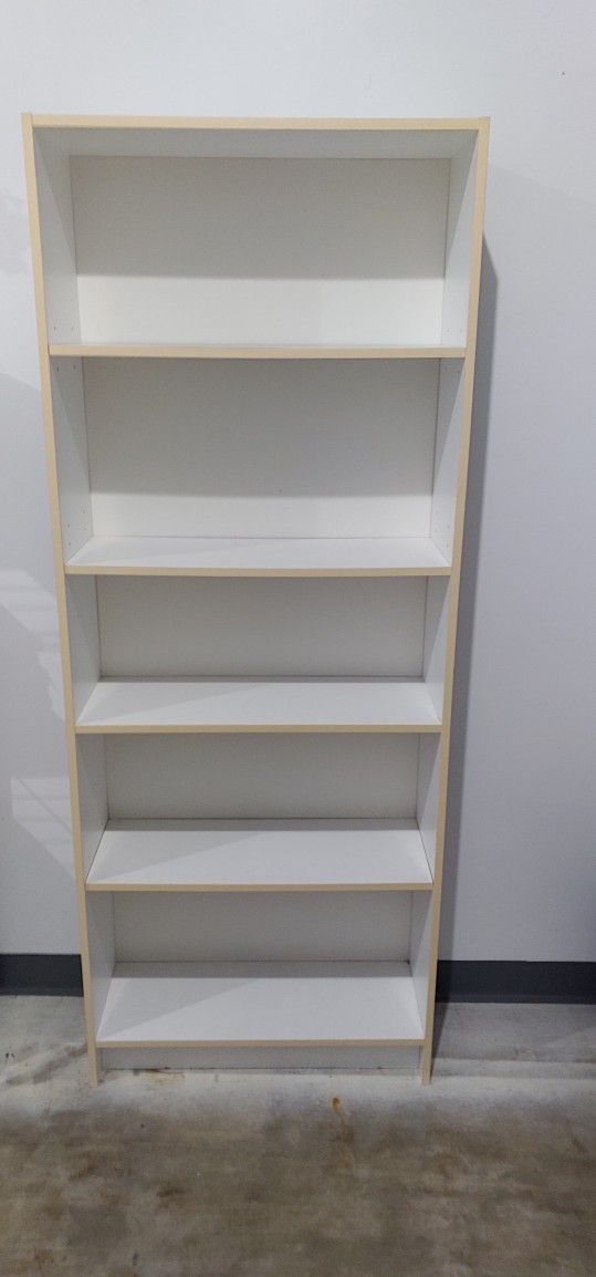 White Book shelf From Ikea