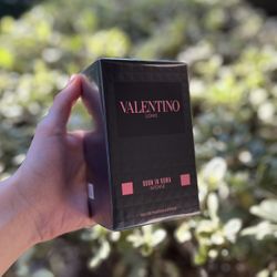 Valentino Intense 