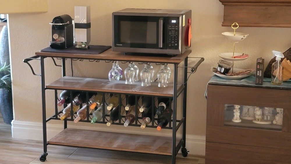 Wine Table / Cart . Portable, with wheels