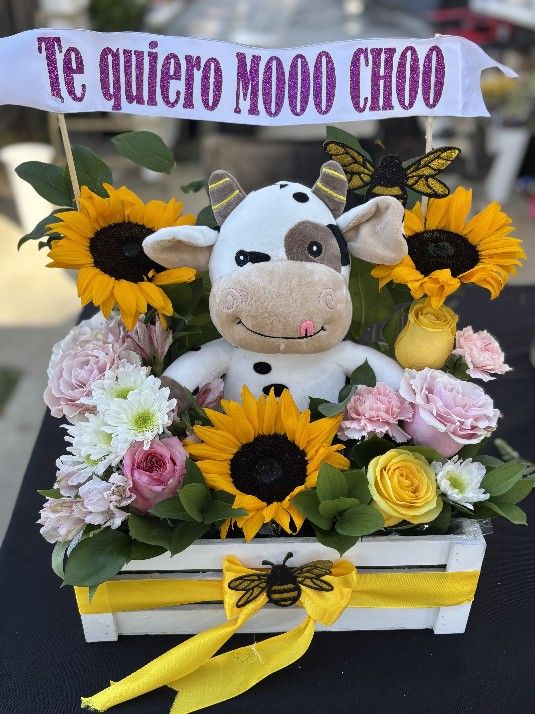 Cow Mothers Day Flower Arrangment!!