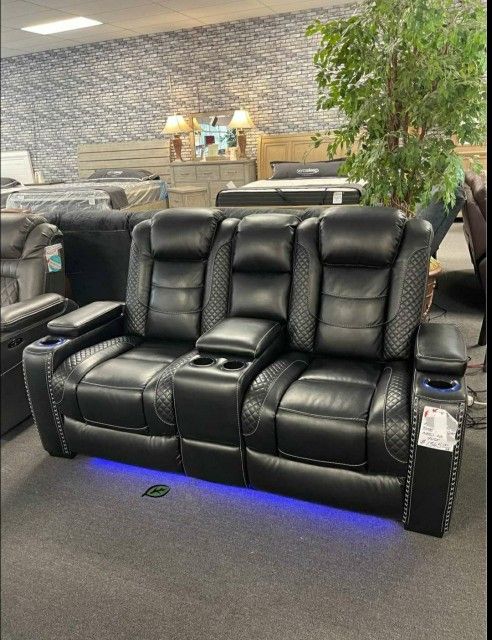 Party Time Power Reclining Loveseat with Console